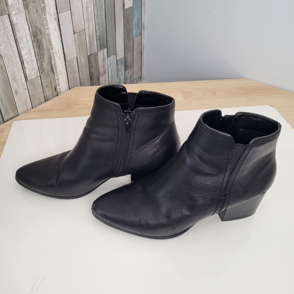Aldo Womens Black Leather Pointed Toe‎ Block Heel Ankle Boots Side Zip Size 10
